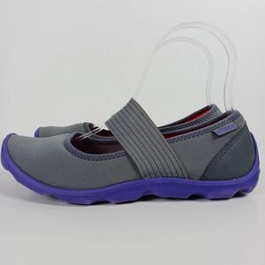 Crocs Mary Jane Flats Womens Sz 6 Gray Purple Duet Busy Day Comfort Lightweight